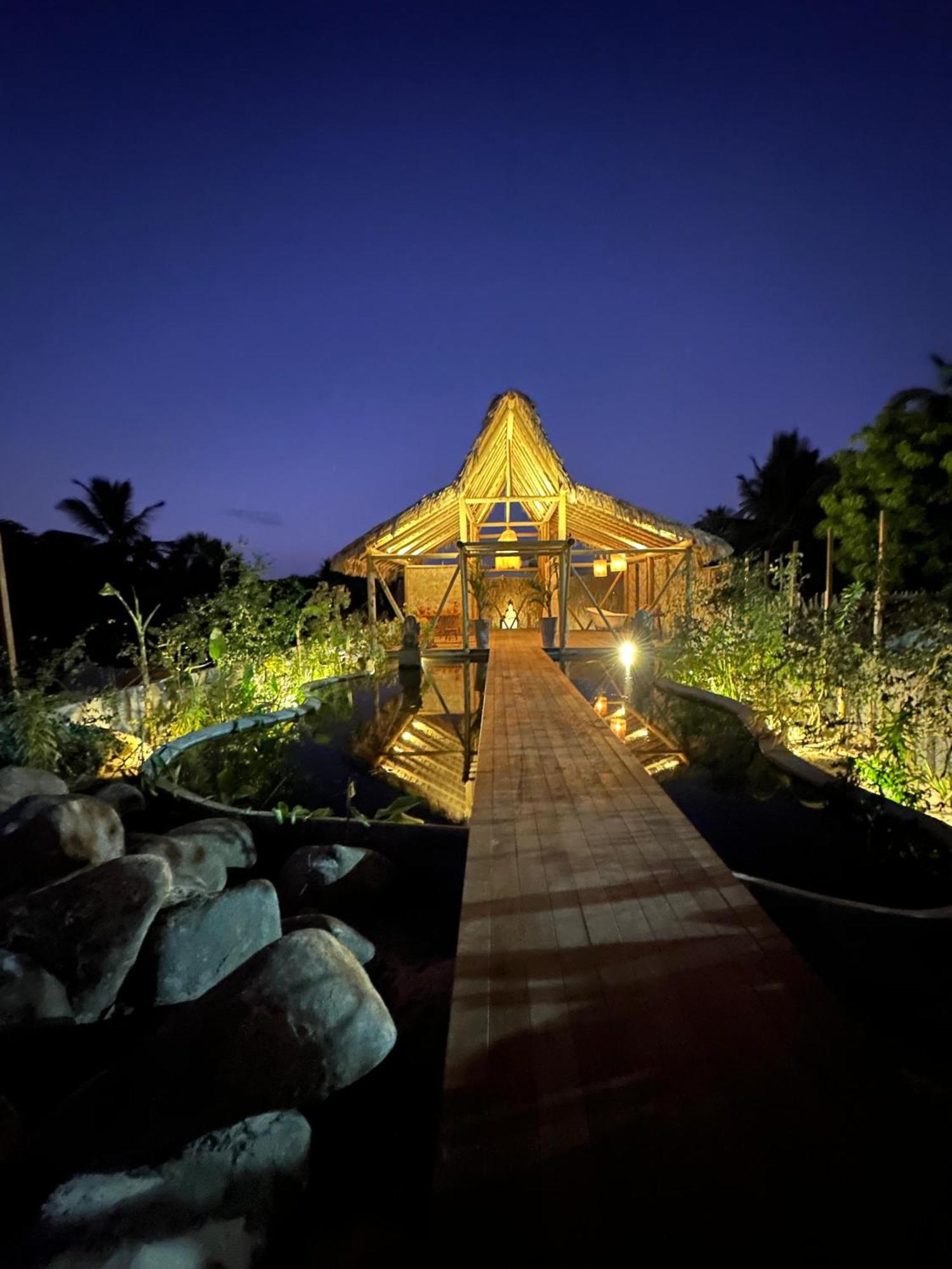 Villa Pantai Boutique Hotel Atins Exterior photo