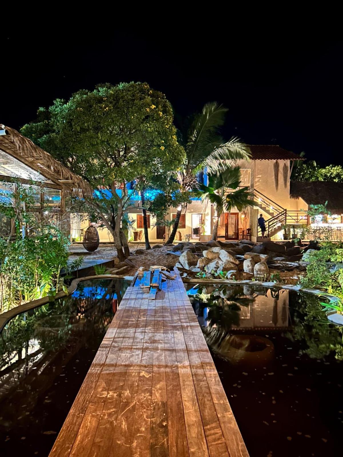 Villa Pantai Boutique Hotel Atins Exterior photo