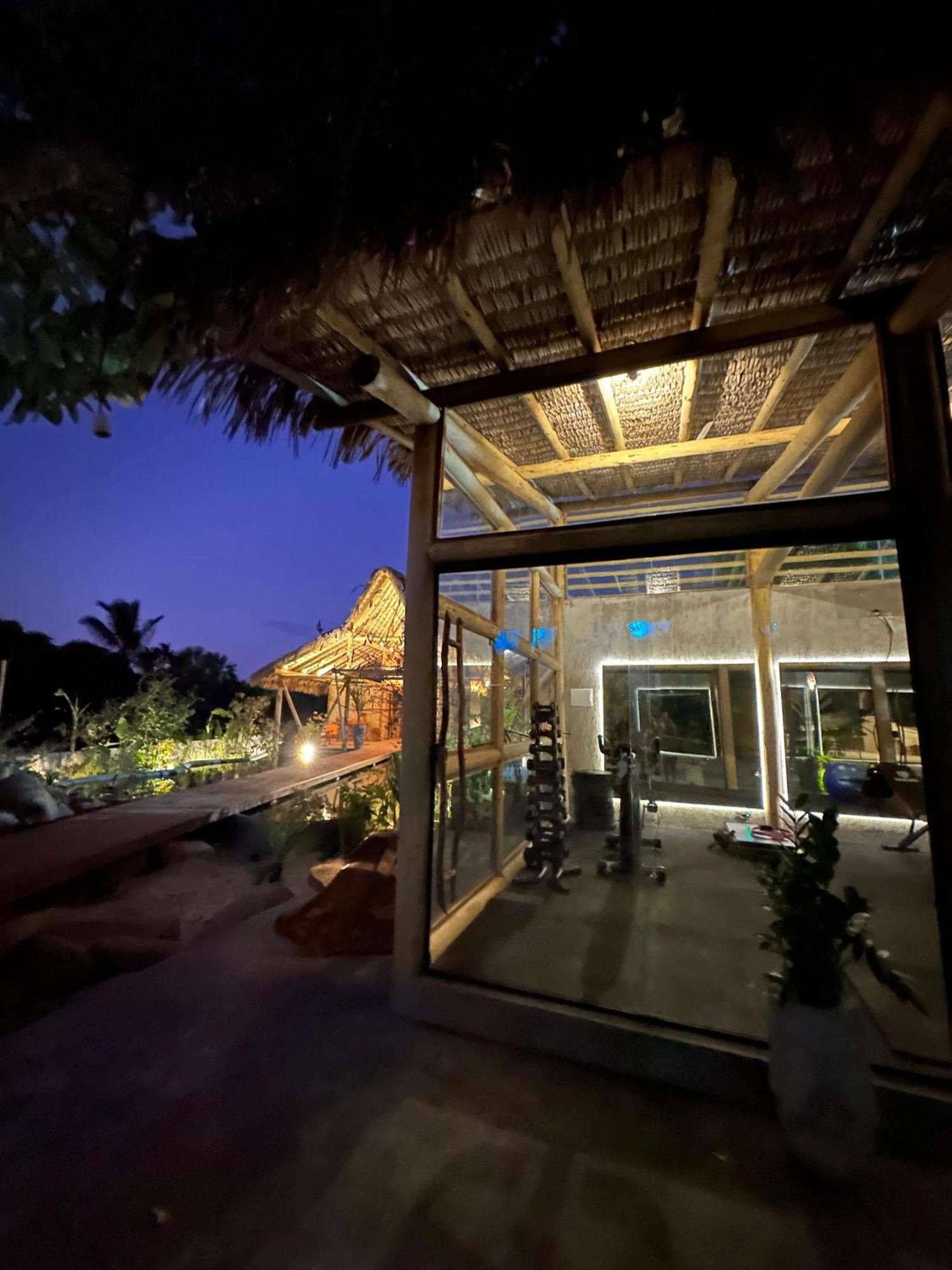 Villa Pantai Boutique Hotel Atins Exterior photo